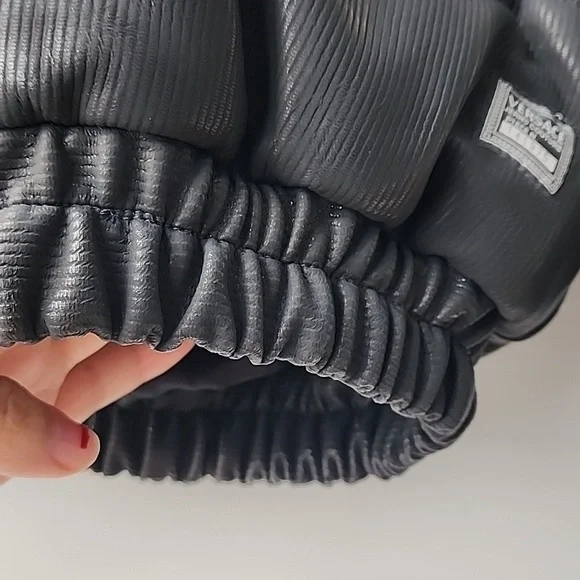 Vintage Versace Jeans Couture Coated Textured Cropped Puffer Bomber Jacket - Picture 5 of 10